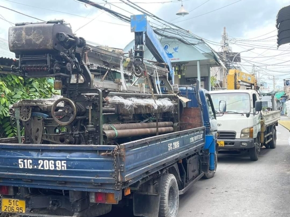 Nhận nâng cẩu hàng hóa Nhận nâng cẩu hàng hóa